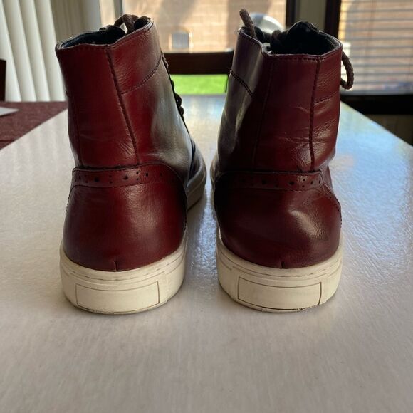 MEN’S Wingtip Lace Up Leather Boots Size 9- 9 1/2 main image 5